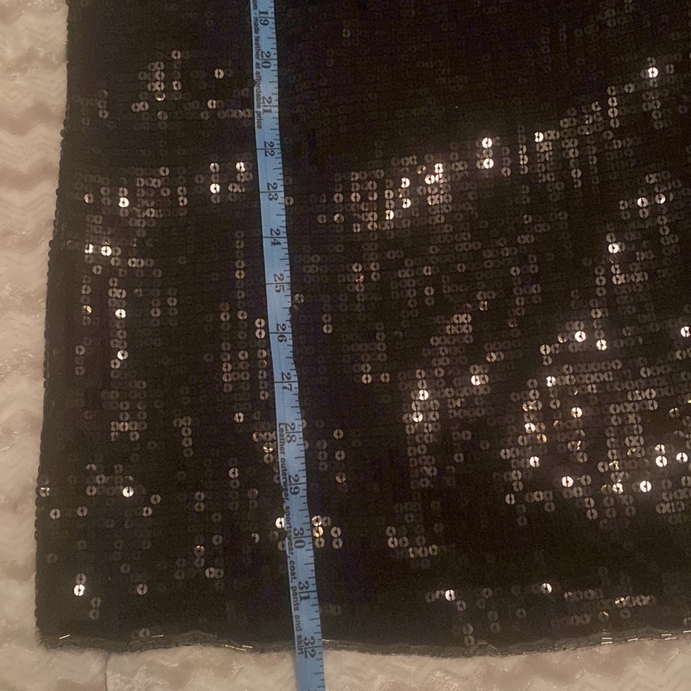 Arden B. sequined black dress. Shell is 100% silk. Size M Some sequins missing. - Picture 9 of 9